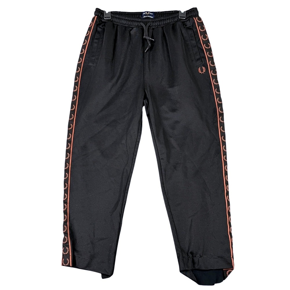 Fred Perry Cropped Track Pants Mens M 30x23 Laurel Wreath Taped Stripe Joggers